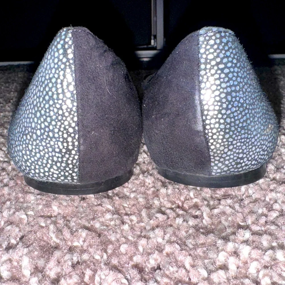 Steven by Steve Madden Black and White Flats. EUC! Size 7.5